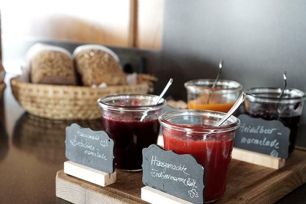 Mahorko Wein Wellness Wasserbueffel Glanz an der Weinstraße 外观 照片